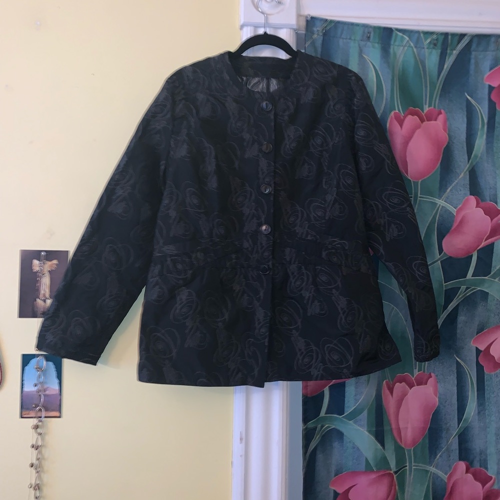 Scribbly black jacket by Yansi Fugel
